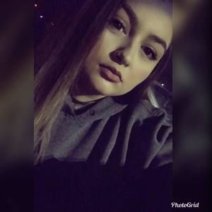 Meet your Posher, Caitlyn